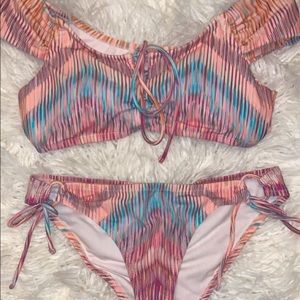 Patterned bikini set